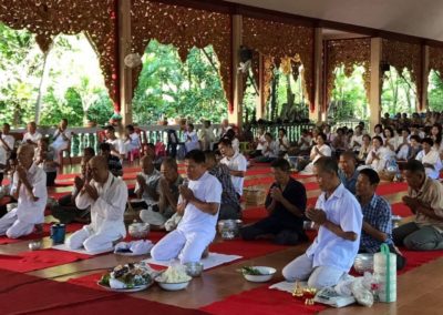 Every Buddhist Holy Day they will come to take 5 or 8 precepts and make merit for oneself at Watsriboonruang Fang Chiangmai